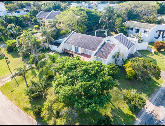 4 BEDROOM FREESTANDING FOR SALE IN BEACON BAY